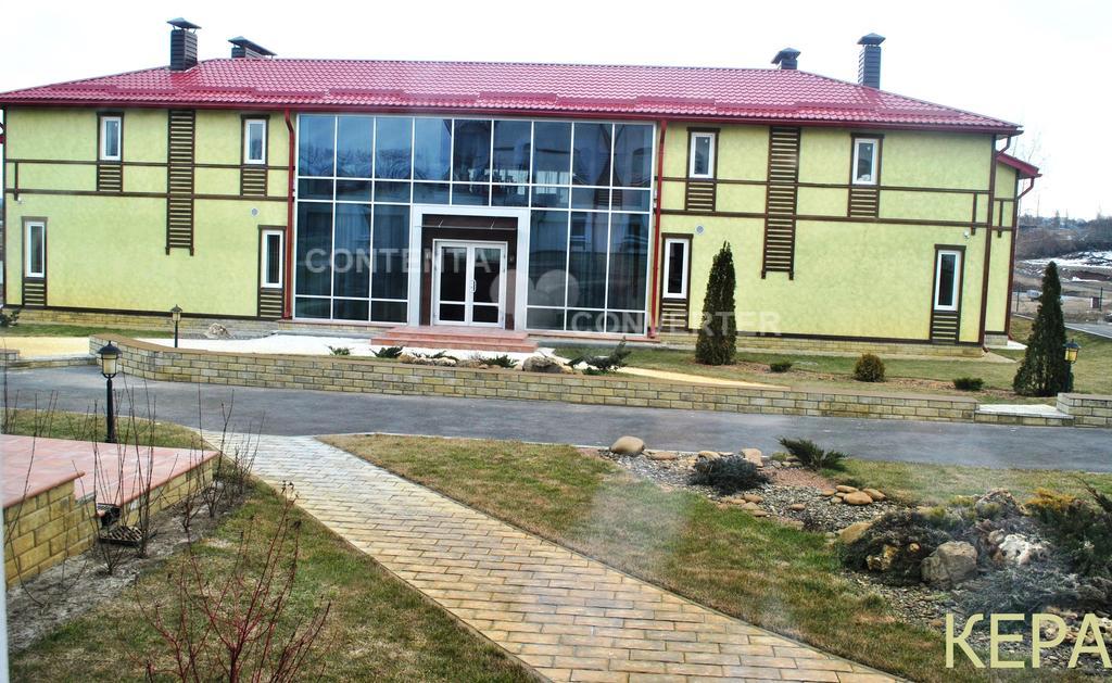 Kera Hotel Nesterenki Exteriör bild